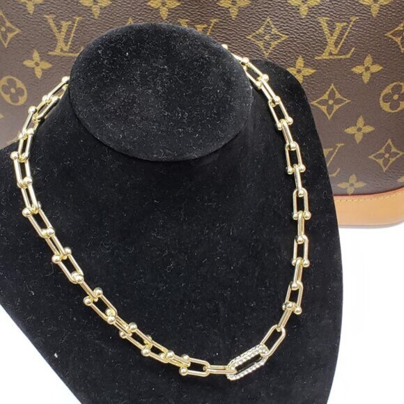 Gold Plated Horse Shoe Necklace Chain - Picture 2 of 6